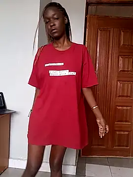 Prettybecs online show from 10.21.25