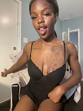 Snapshot of wishwashhy22 chatting on 12.18.24 wishwashhy22 online show from 12.18.24