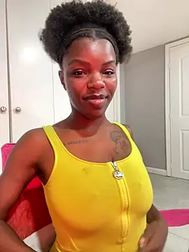 Snapshot of wishwashhy22 chatting on 11.18.25 wishwashhy22 online show from 11.18.25