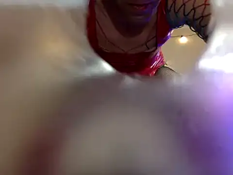 Snapshot of HandsomeAlfie chatting on 12.27.24 HandsomeAlfie online show from 12.27.24