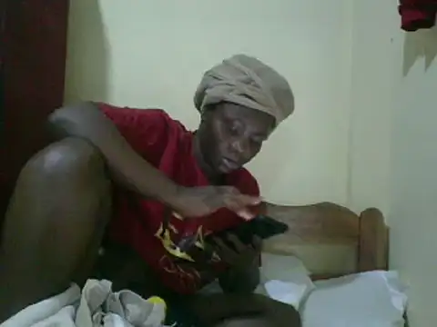 Snapshot of sweet-frida22 chatting on 02.17.25 sweet-frida22 online show from 02.17.25