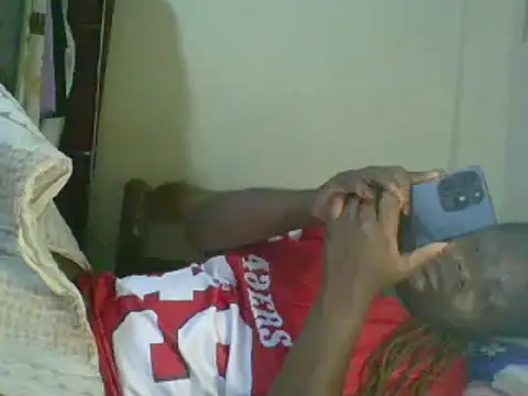 Snapshot of sweet-frida22 chatting on 02.20.25 sweet-frida22 online show from 02.20.25