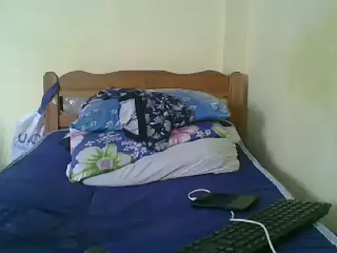 Snapshot of sweet-frida22 chatting on 03.04.25 sweet-frida22 online show from 03.04.25