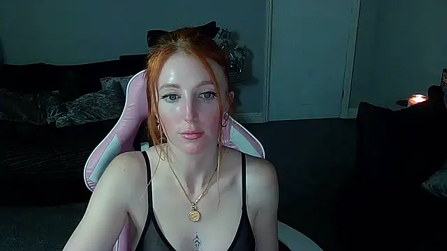 Snapshot of Red_firesquirt chatting on 12.02.24 Red firesquirt online show from 12.02.24