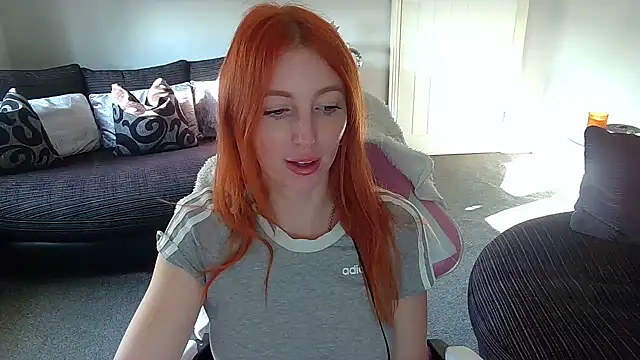 Snapshot of Red_firesquirt chatting on 01.09.25 Red firesquirt online show from 01.09.25