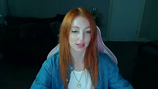 Snapshot of Red_firesquirt chatting on 02.28.25 Red firesquirt online show from 02.28.25