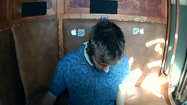 Snapshot of trap_xandi_playlist chatting on 10.12.25 trap xandi playlist online show from 10.12.25