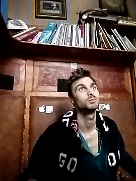 Snapshot of trap_xandi_playlist chatting on 10.19.25 trap xandi playlist online show from 10.19.25