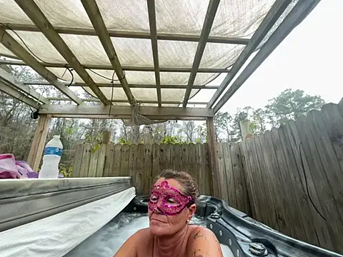 Snapshot of prainxxx22 chatting on 12.10.24 prainxxx22 online show from 12.10.24