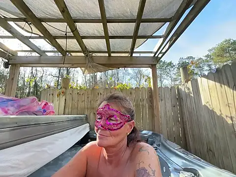 Snapshot of prainxxx22 chatting on 12.17.24 prainxxx22 online show from 12.17.24