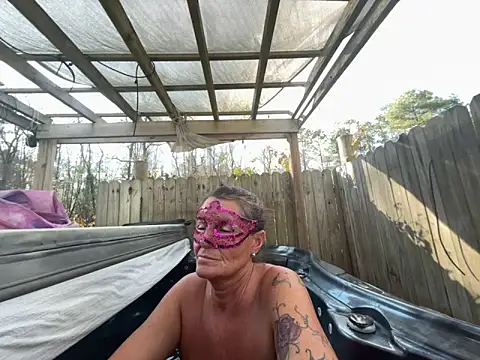 Snapshot of prainxxx22 chatting on 12.20.24 prainxxx22 online show from 12.20.24