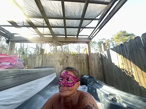 Snapshot of prainxxx22 chatting on 12.22.24 prainxxx22 online show from 12.22.24