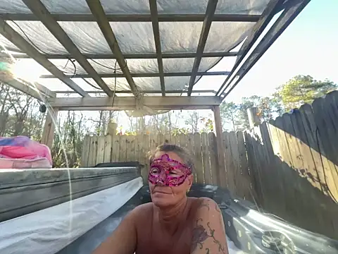 Snapshot of prainxxx22 chatting on 12.23.24 prainxxx22 online show from 12.23.24