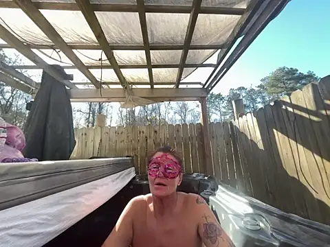 Snapshot of prainxxx22 chatting on 02.24.25 prainxxx22 online show from 02.24.25