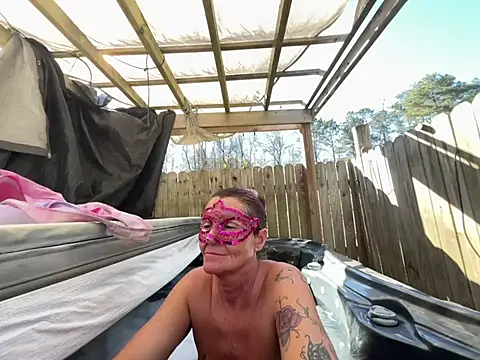 Snapshot of prainxxx22 chatting on 02.25.25 prainxxx22 online show from 02.25.25