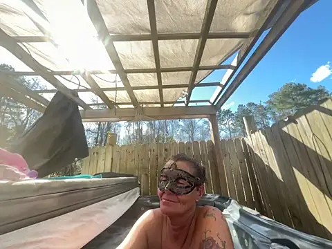 Snapshot of prainxxx22 chatting on 03.08.25 prainxxx22 online show from 03.08.25