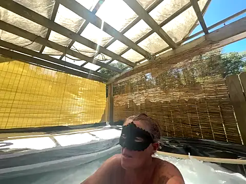 Snapshot of prainxxx22 chatting on 10.03.25 prainxxx22 online show from 10.03.25