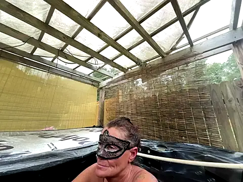 Snapshot of prainxxx22 chatting on 10.08.25 prainxxx22 online show from 10.08.25