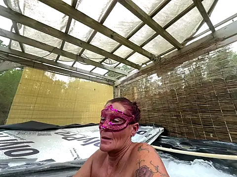 Snapshot of prainxxx22 chatting on 10.19.25 prainxxx22 online show from 10.19.25