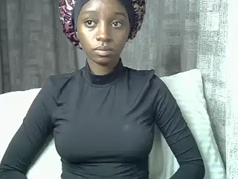 Snapshot of Enkarxx chatting on 09.10.25 Enkarxx online show from 09.10.25