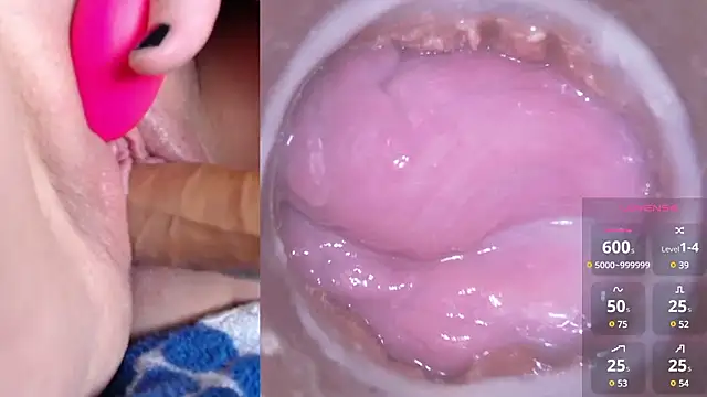 Snapshot of danigirl866 chatting on 12.11.24 danigirl866 online show from 12.11.24