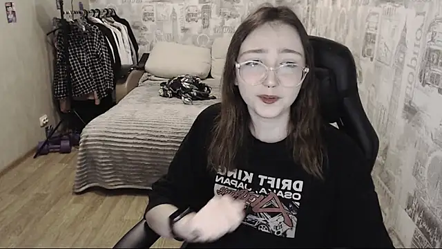 AmeliaKamishiro online show from 12.06.24