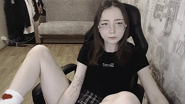 Snapshot of AmeliaKamishiro chatting on 01.16.25 AmeliaKamishiro online show from 01.16.25