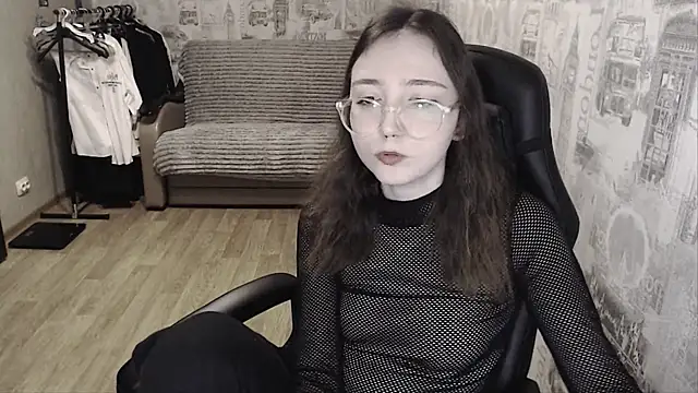 Snapshot of AmeliaKamishiro chatting on 01.19.25 AmeliaKamishiro online show from 01.19.25