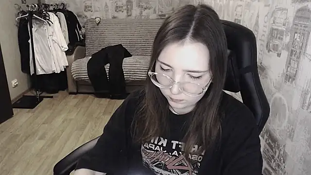 AmeliaKamishiro online show from 02.27.25