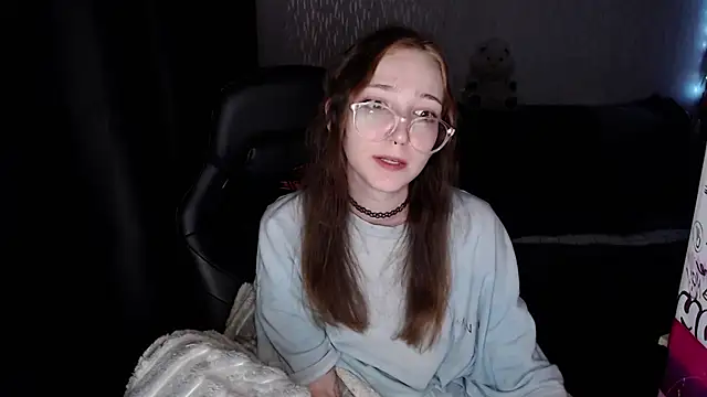 Snapshot of AmeliaKamishiro chatting on 09.28.25 AmeliaKamishiro online show from 09.28.25