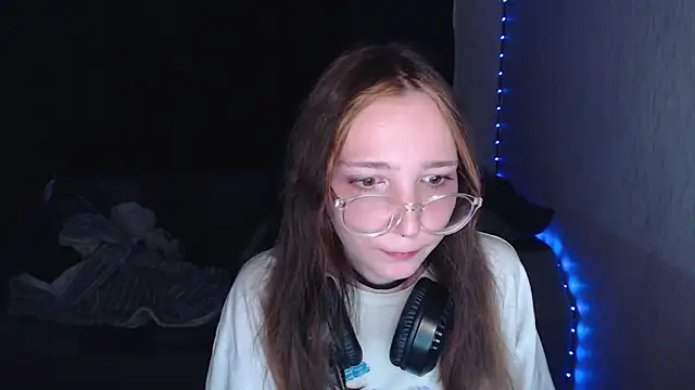 Snapshot of AmeliaKamishiro chatting on 10.06.25 AmeliaKamishiro online show from 10.06.25