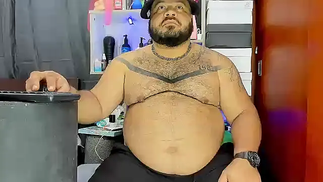 Latino bigcock online show from 03.06.25