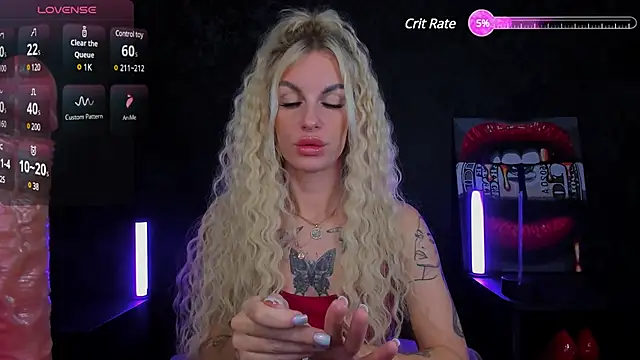 Snapshot of angel_devil_forever chatting on 02.23.25 angel devil forever online show from 02.23.25