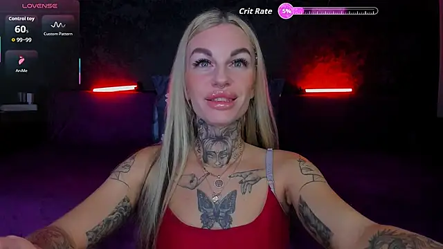 Snapshot of angel_devil_forever chatting on 10.22.25 angel devil forever online show from 10.22.25