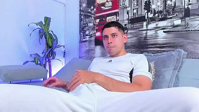 Snapshot of ANDER_PEREZ chatting on 03.01.25 ANDER PEREZ online show from 03.01.25