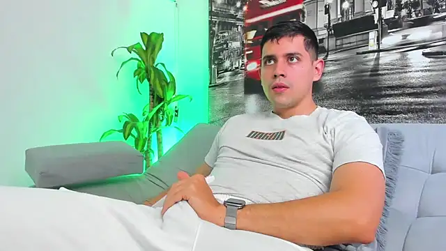 Snapshot of ANDER_PEREZ chatting on 03.07.25 ANDER PEREZ online show from 03.07.25