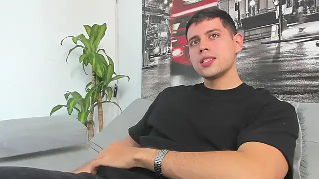 Snapshot of ANDER_PEREZ chatting on 03.13.25 ANDER PEREZ online show from 03.13.25