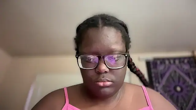 Snapshot of Yagurl__west chatting on 01.20.25 Yagurl west online show from 01.20.25