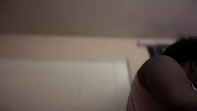 Snapshot of Yagurl__west chatting on 02.25.25 Yagurl west online show from 02.25.25