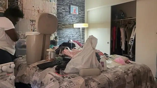 Snapshot of Yagurl__west chatting on 09.22.25 Yagurl west online show from 09.22.25