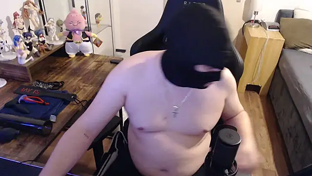 Snapshot of sweetsmile93 chatting on 03.02.25 sweetsmile93 online show from 03.02.25