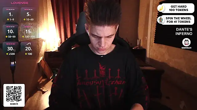 Snapshot of dantebigboi300 chatting on 03.07.25 dantebigboi300 online show from 03.07.25