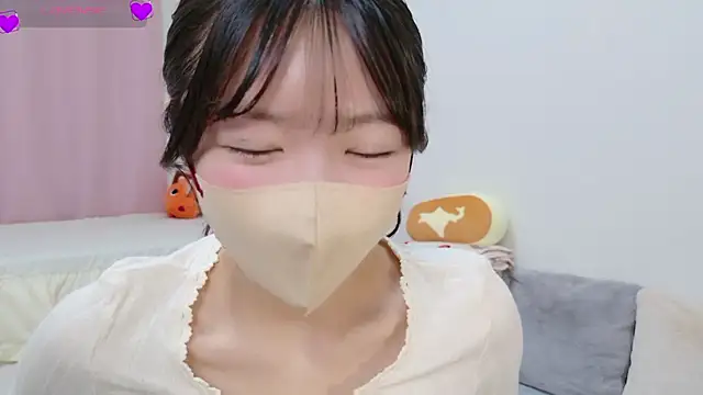 Snapshot of anchan_ chatting on 09.15.25 anchan online show from 09.15.25