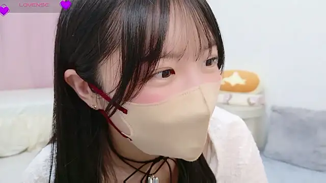 Snapshot of anchan_ chatting on 10.03.25 anchan online show from 10.03.25