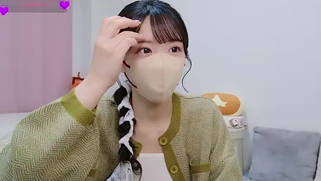 Snapshot of anchan_ chatting on 10.04.25 anchan online show from 10.04.25