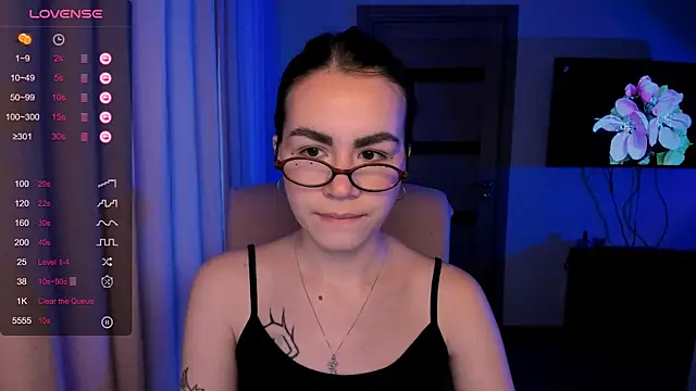 Snapshot of _selectrra chatting on 12.03.24  selectrra online show from 12.03.24