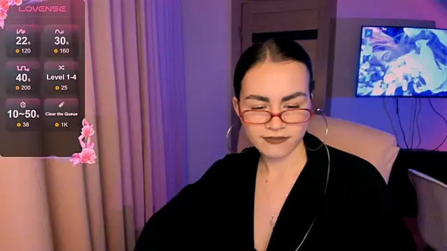 Snapshot of _selectrra chatting on 12.10.24  selectrra online show from 12.10.24