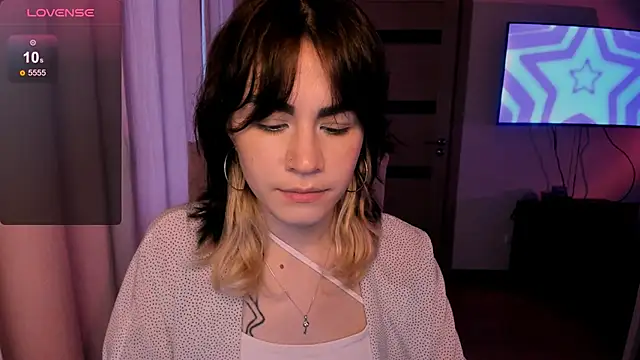 Snapshot of _selectrra chatting on 01.13.25  selectrra online show from 01.13.25