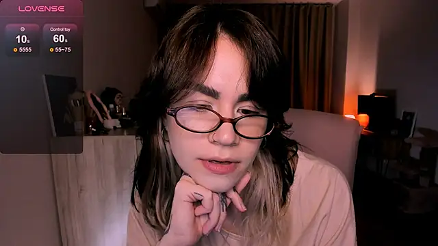 Snapshot of _selectrra chatting on 03.06.25  selectrra online show from 03.06.25