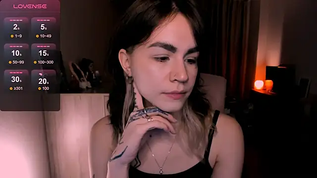 Snapshot of _selectrra chatting on 03.11.25  selectrra online show from 03.11.25